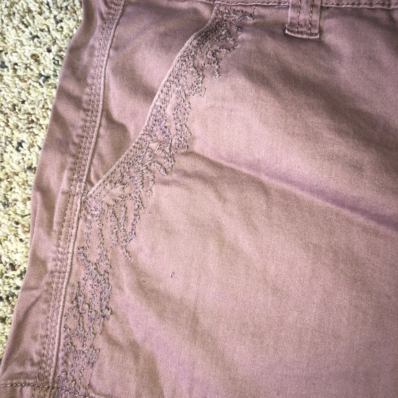 BKE Shorts - Picture 4 of 4